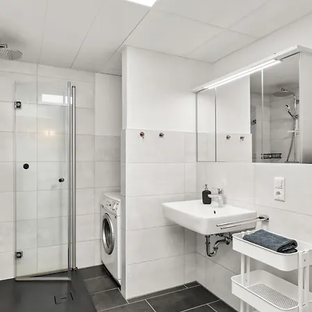 아파트 Staycozy Bike&Ski Apartments, Carport Fuer Fahrrad, Motorrad, Ski, Barrierefrei, Erdgeschoss