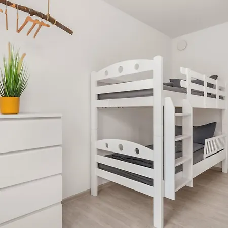 Staycozy Bike&Ski Apartments, Carport Fuer Fahrrad, Motorrad, Ski, Barrierefrei, Erdgeschoss Apartmán